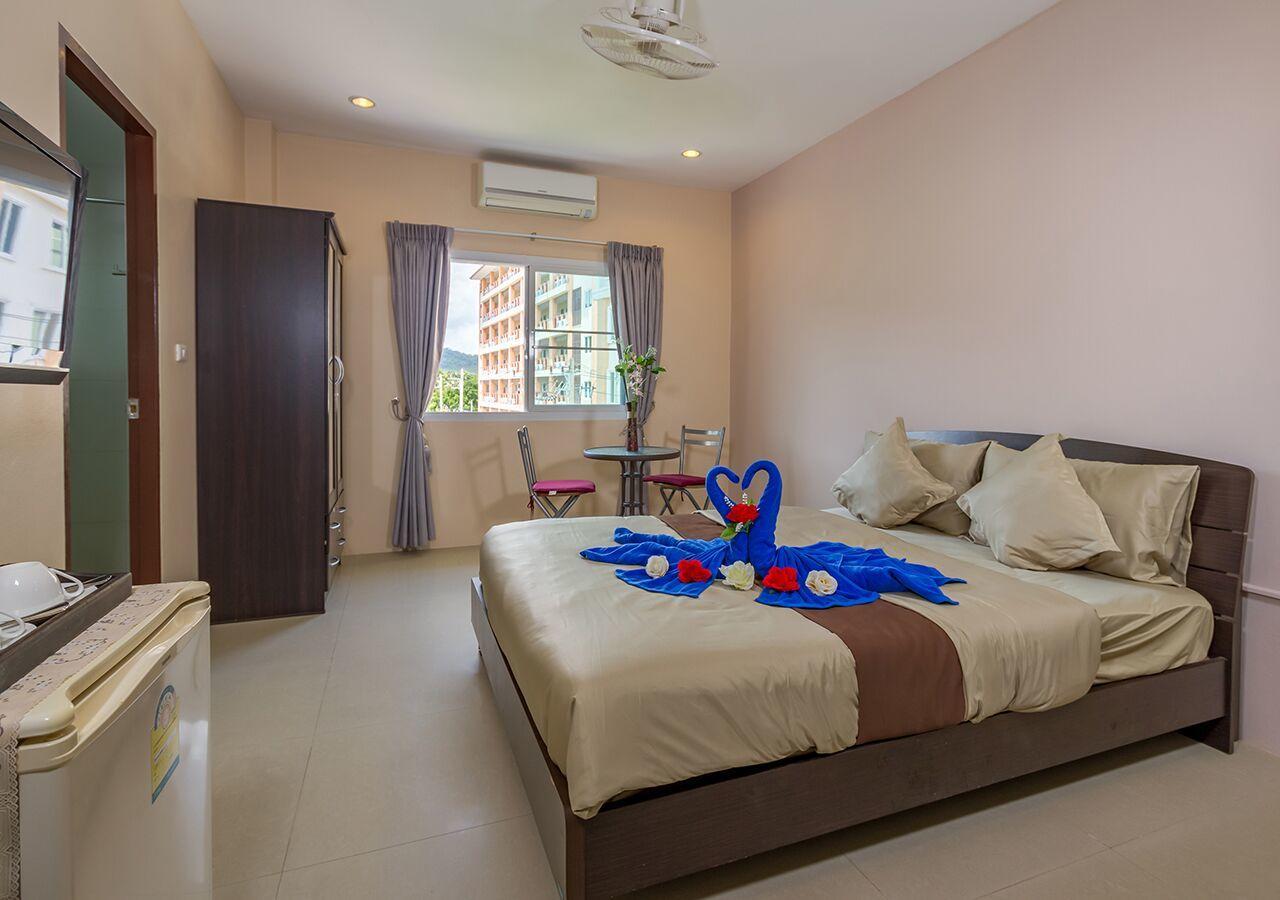 Tropical Sands Nai Harn Екстер'єр фото